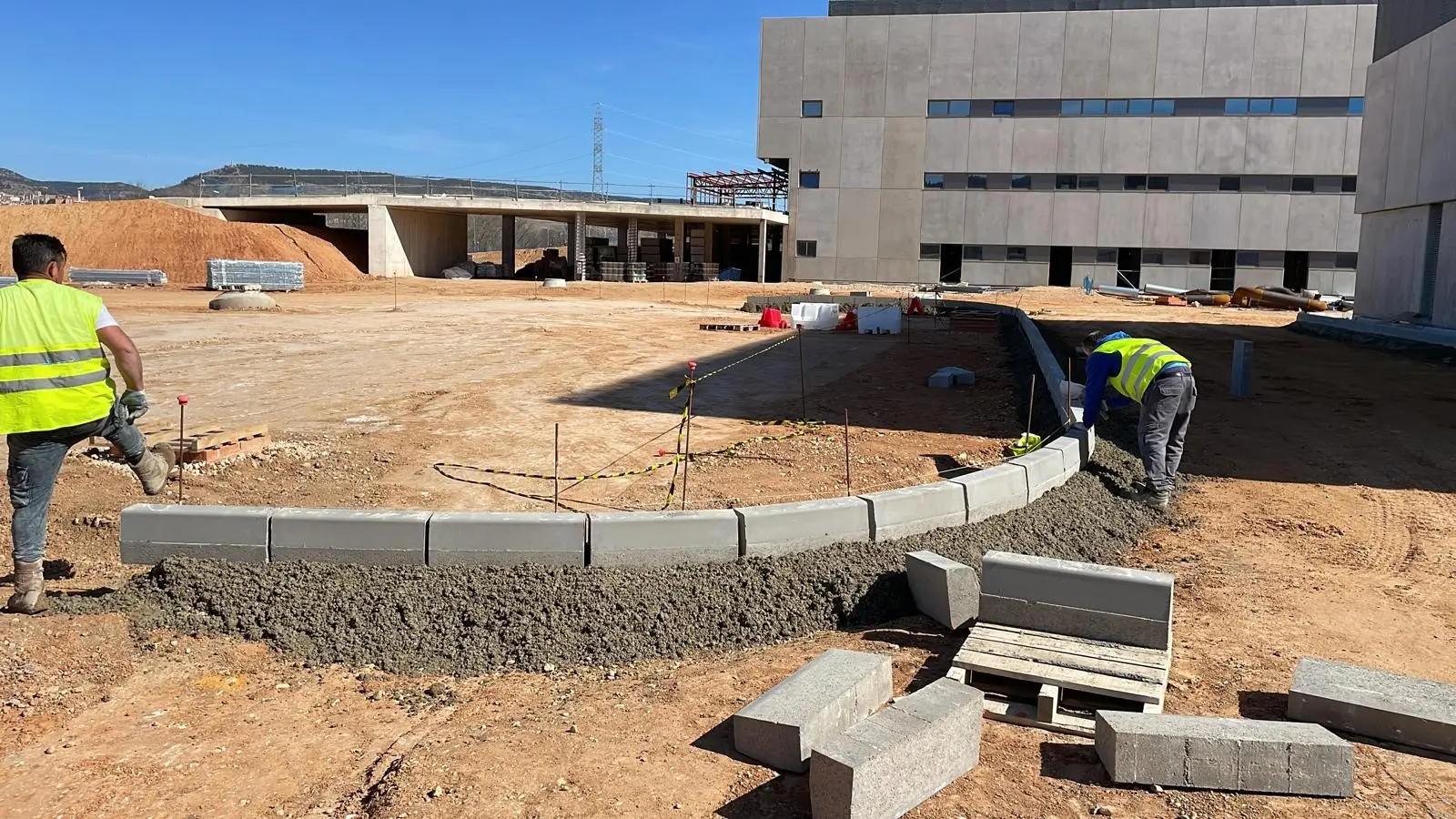 Albañiles en obra civil Madrid – Sercon